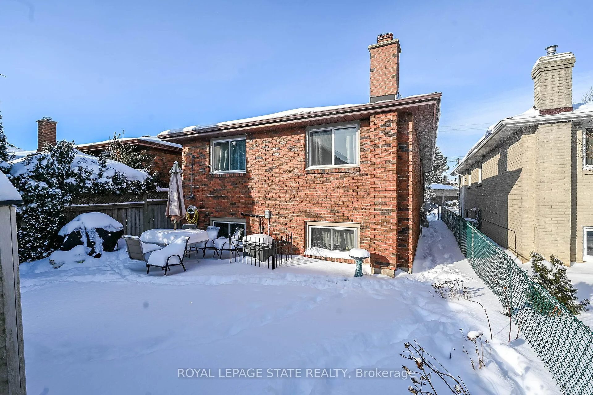 Photo 48 of 327 Eaglewood Drive, Hamilton, Eleanor — HOMEH
