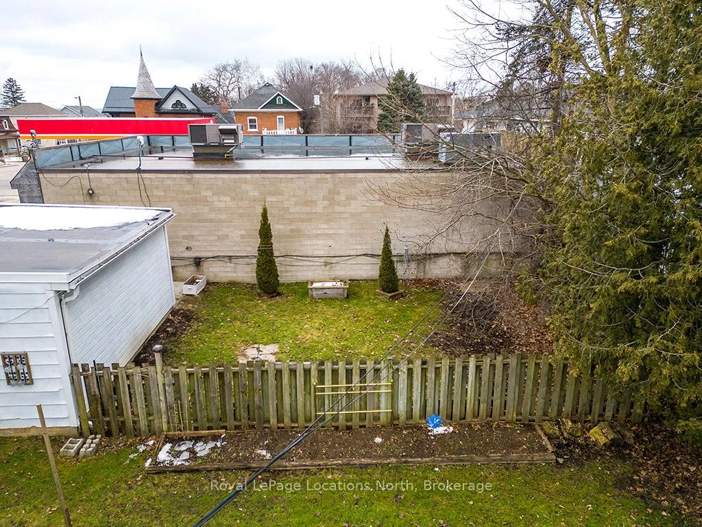 Photo 5 of Unit 2, 15 Parker Street W, Meaford — HOMEH