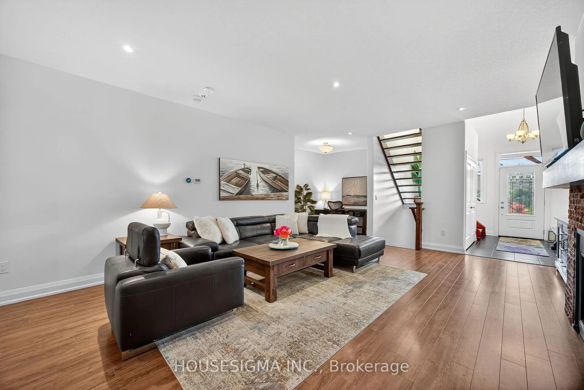 Photo 11 of 69 Landscape Drive, Oro-Medonte, Horseshoe Valley — HOMEH