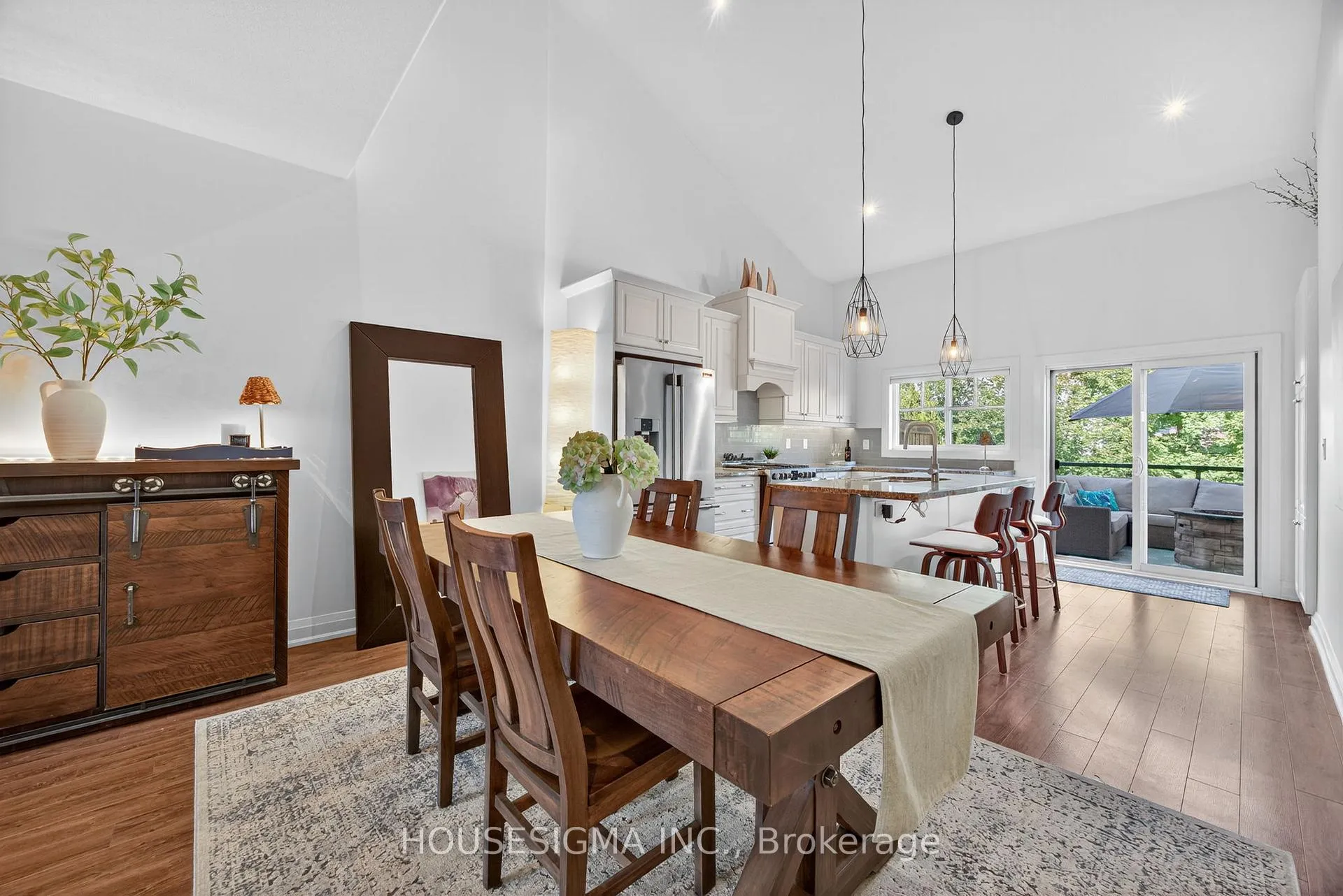 Photo 13 of 69 Landscape Drive, Oro-Medonte, Horseshoe Valley — HOMEH