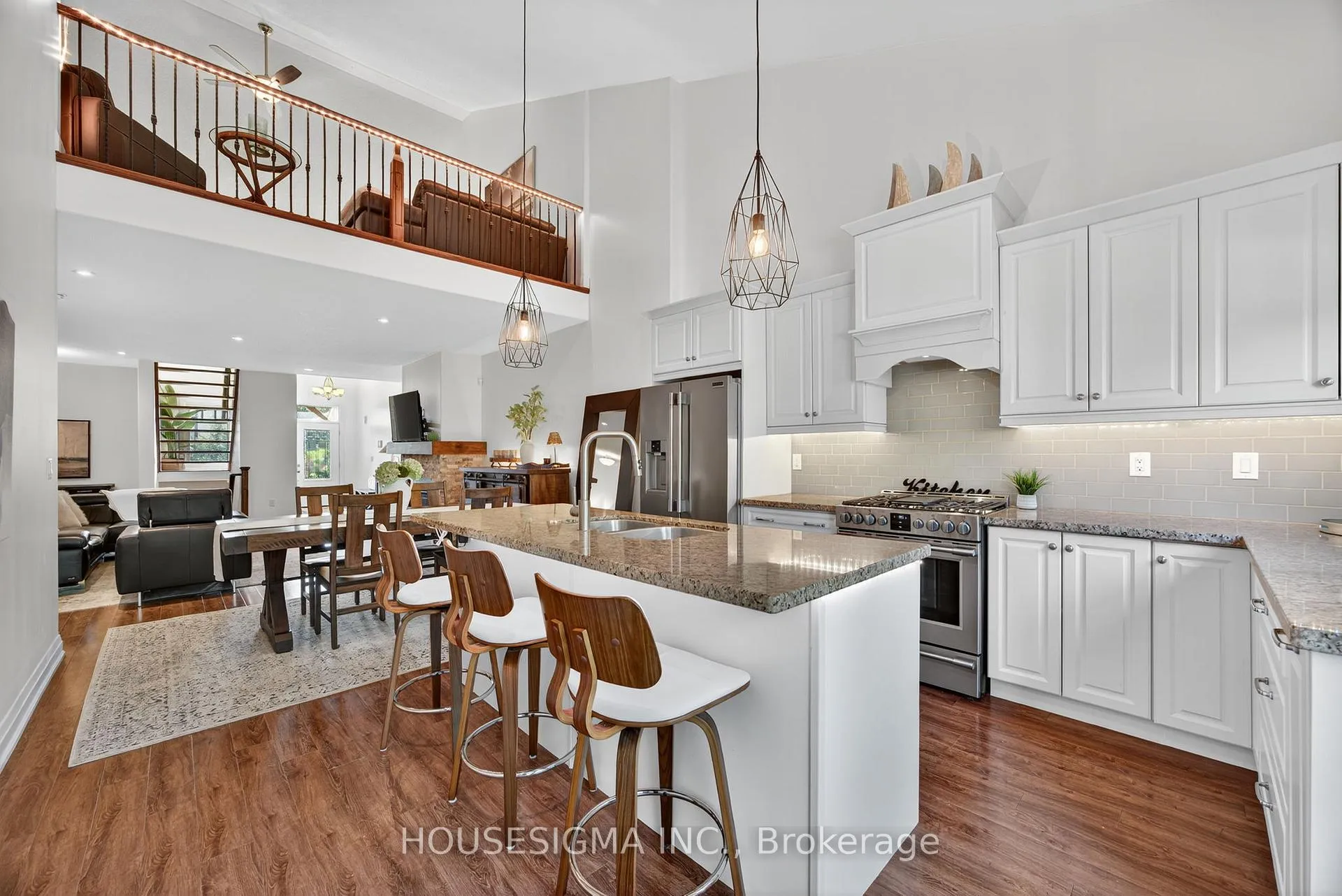 Photo 18 of 69 Landscape Drive, Oro-Medonte, Horseshoe Valley — HOMEH