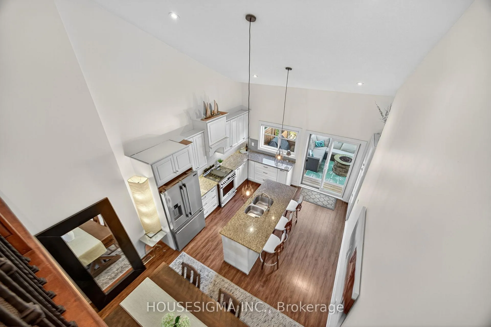Photo 19 of 69 Landscape Drive, Oro-Medonte, Horseshoe Valley — HOMEH