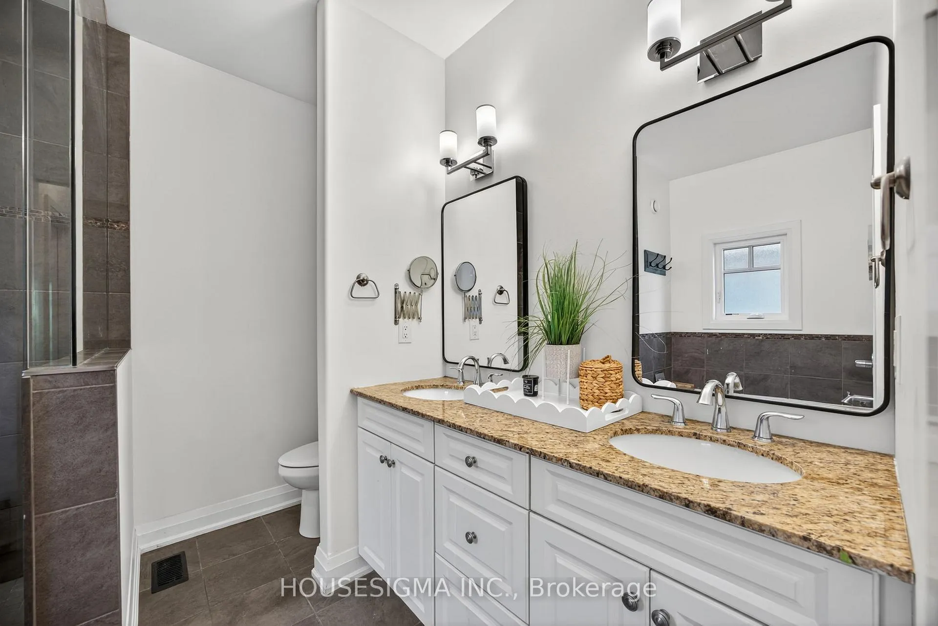 Photo 25 of 69 Landscape Drive, Oro-Medonte, Horseshoe Valley — HOMEH