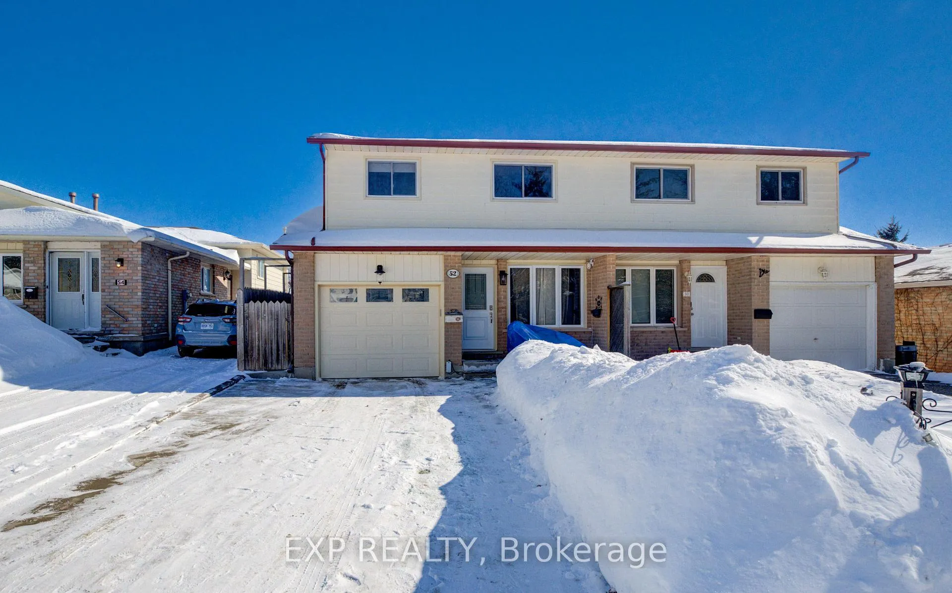 Photo 1 of 52 Uxbridge Crescent, Kitchener — HOMEH