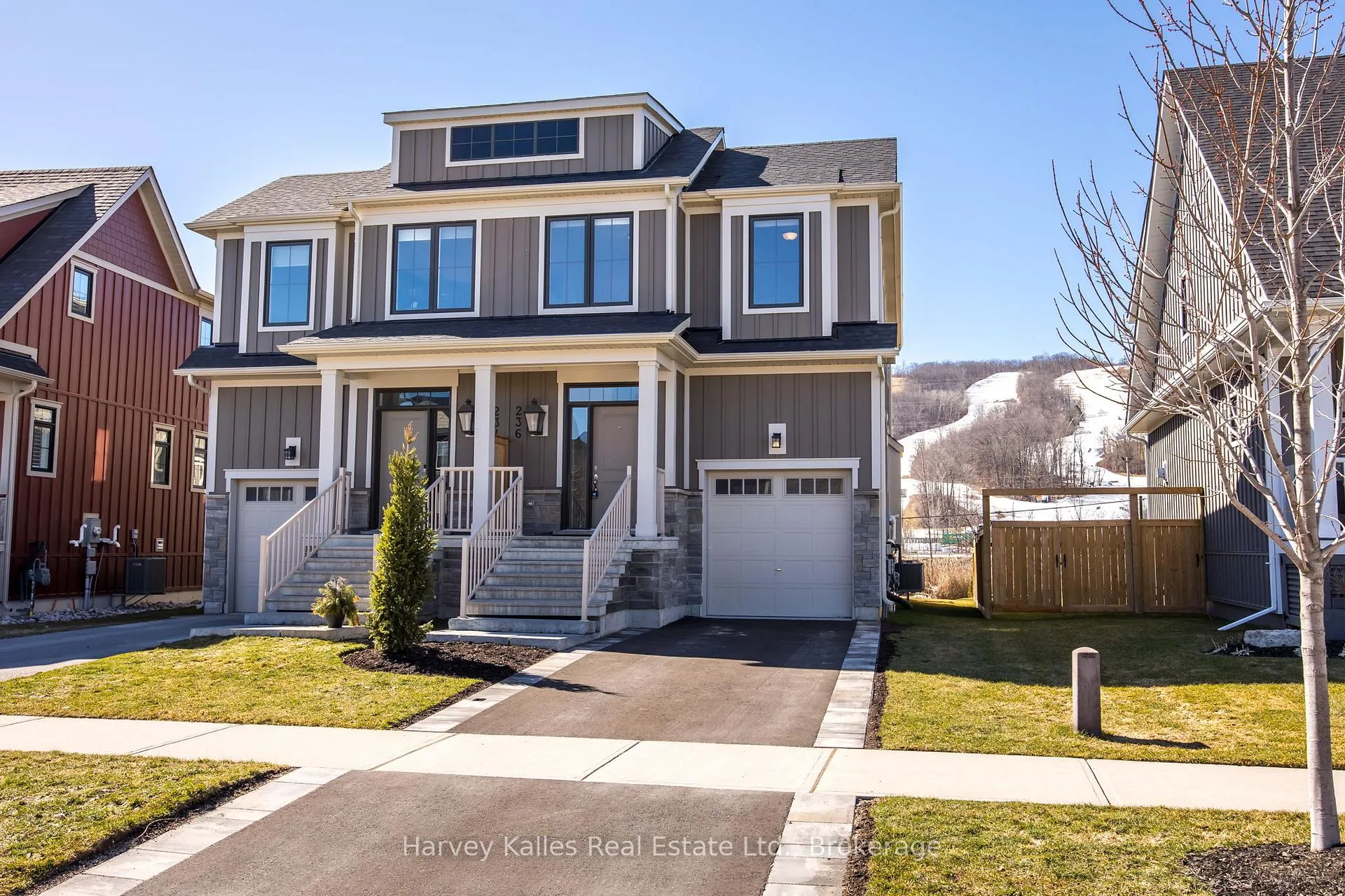 Photo 3 of 236 Yellow Birch Crescent, Blue Mountains — HOMEH