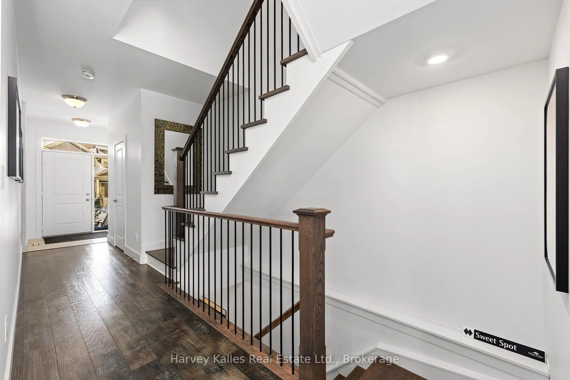 Photo 5 of 236 Yellow Birch Crescent, Blue Mountains — HOMEH