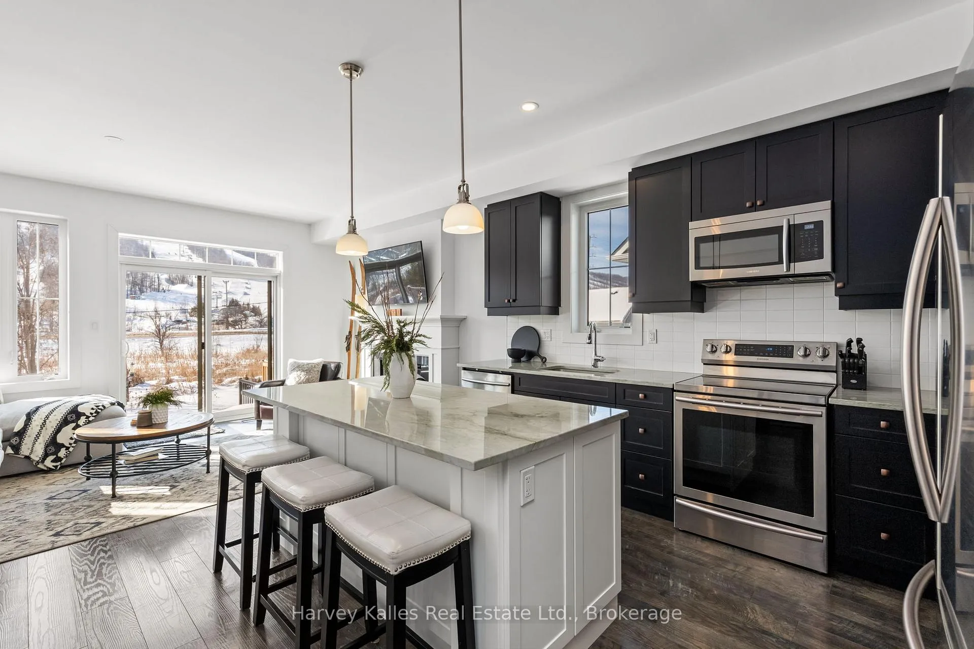 Photo 6 of 236 Yellow Birch Crescent, Blue Mountains — HOMEH