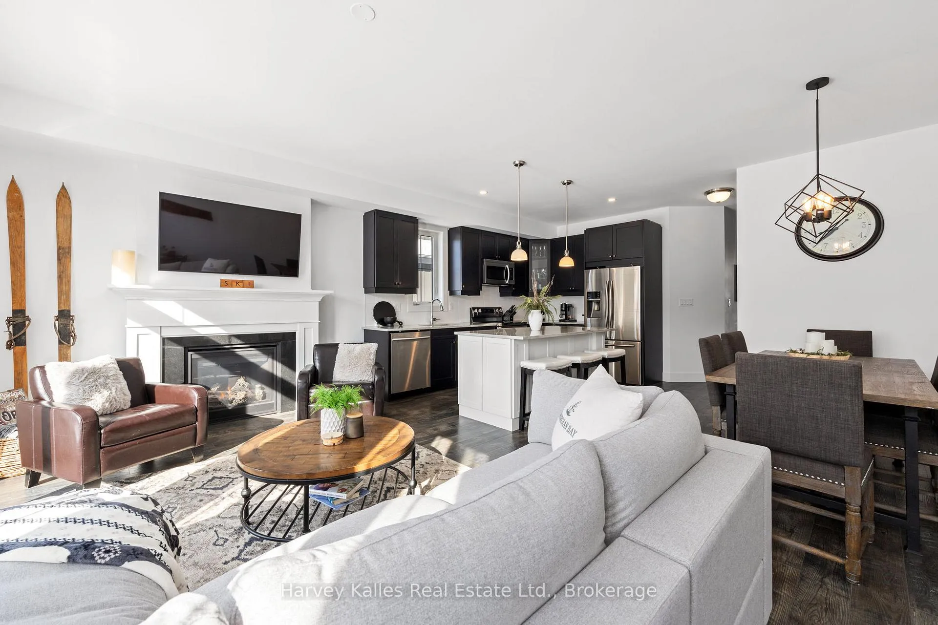Photo 13 of 236 Yellow Birch Crescent, Blue Mountains — HOMEH