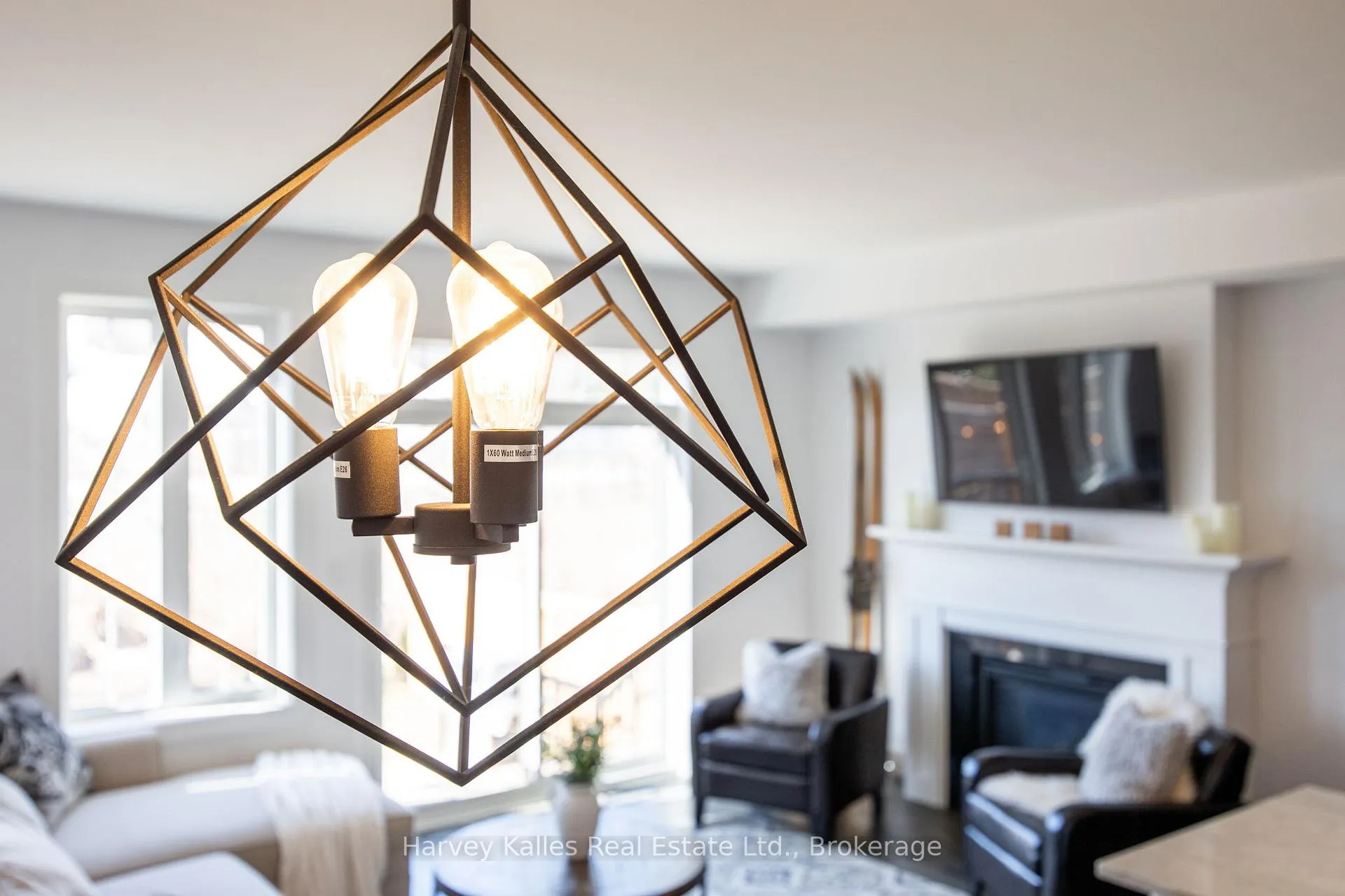 Photo 15 of 236 Yellow Birch Crescent, Blue Mountains — HOMEH