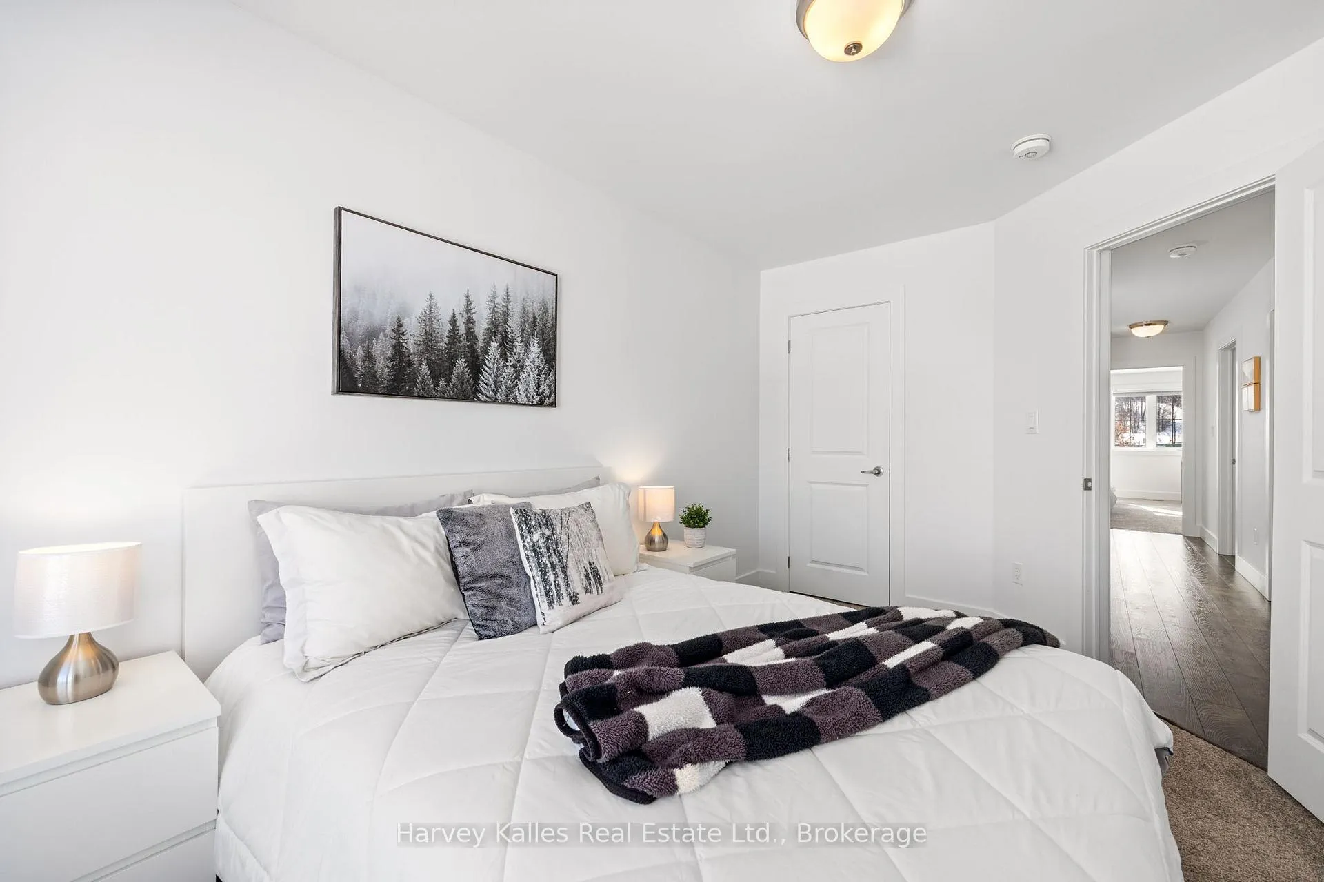 Photo 24 of 236 Yellow Birch Crescent, Blue Mountains — HOMEH
