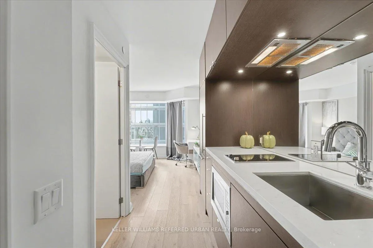 Photo 5 of Unit 1908, 155 Yorkville Avenue, Toronto, The Annex — HOMEH