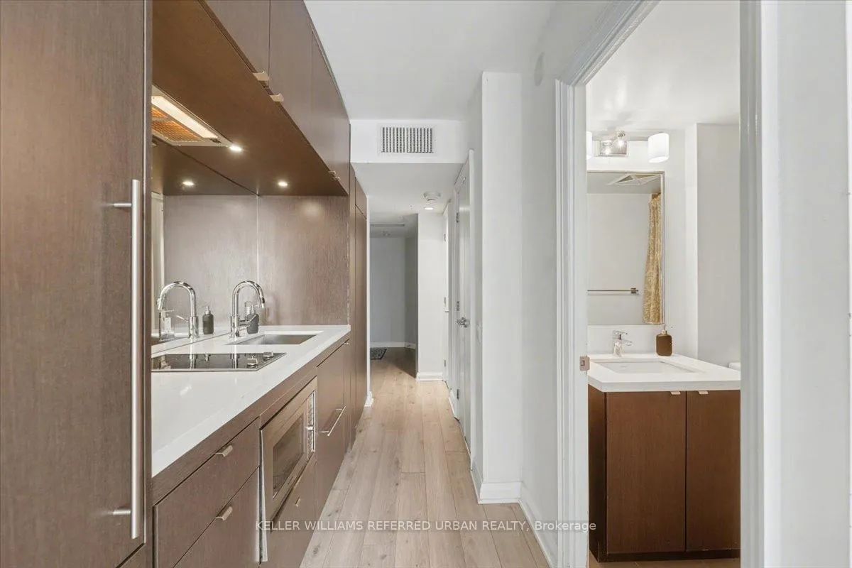 Photo 8 of Unit 1908, 155 Yorkville Avenue, Toronto, The Annex — HOMEH