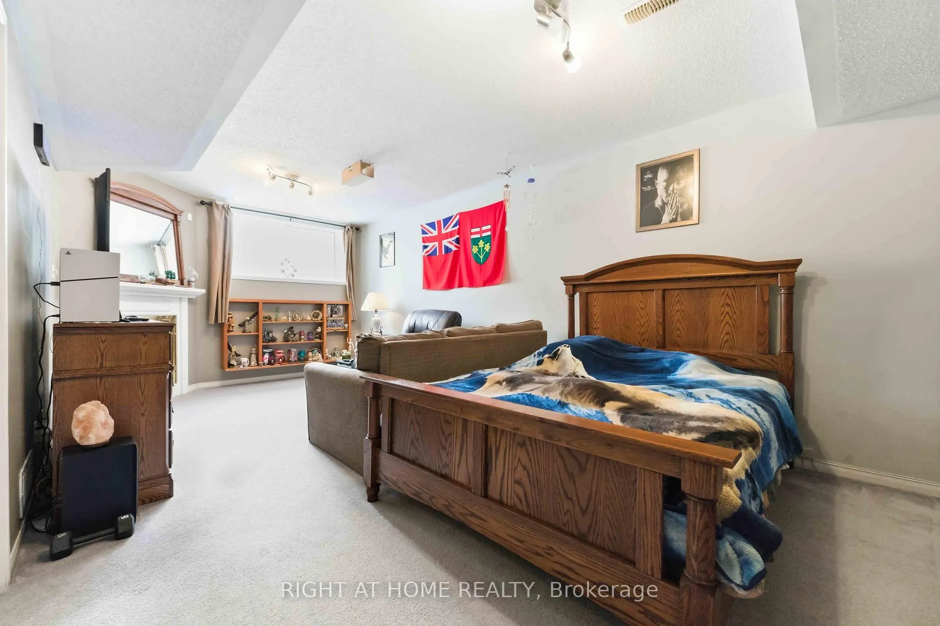 Photo 15 of 6254 Sablewood Place, Ottawa, Chapel Hill — HOMEH