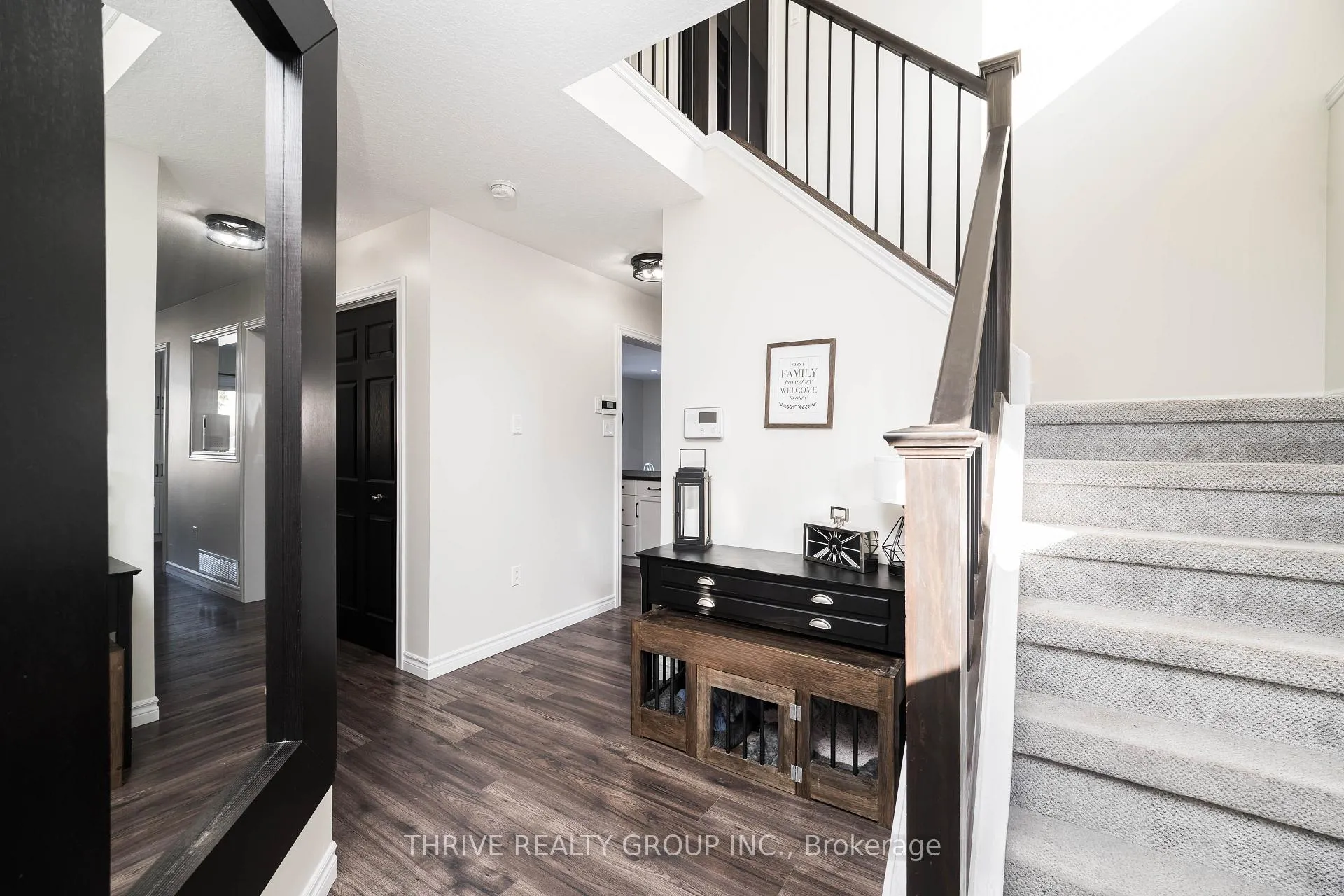 Photo 4 of 11 Westlake Drive, St. Thomas — HOMEH