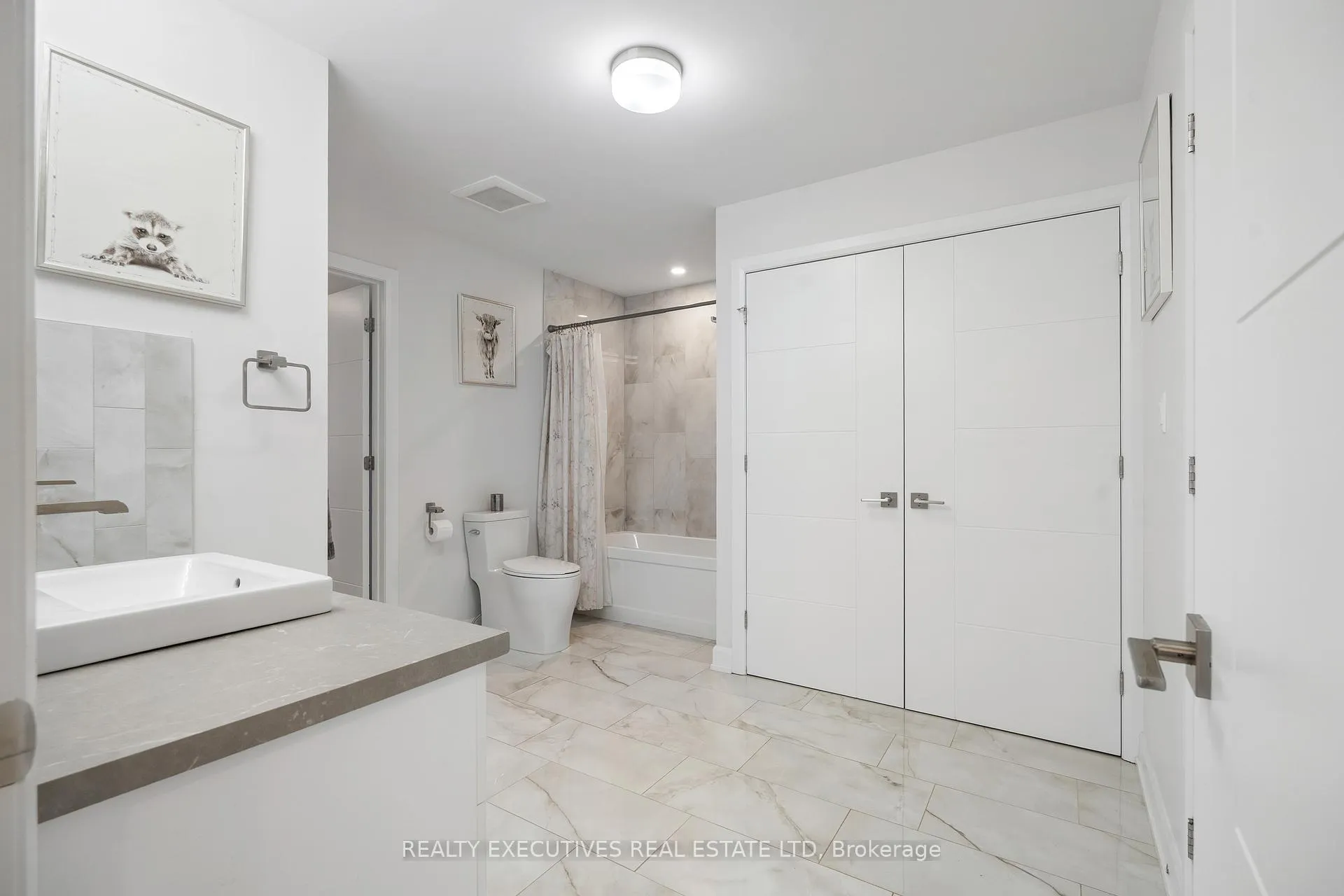 Photo 18 of 460 Arora Crescent S, North Dundas, Winchester — HOMEH