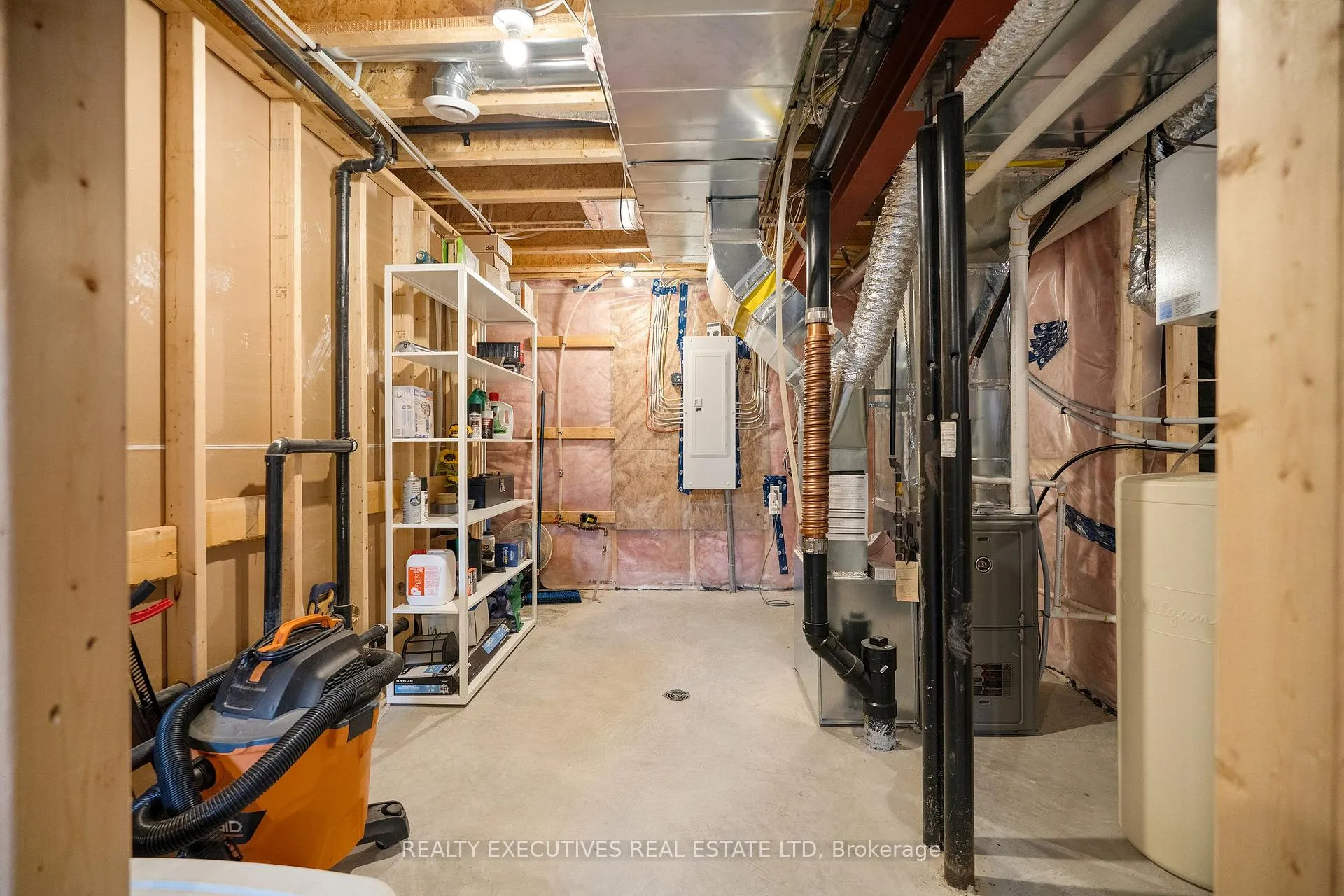 Photo 26 of 460 Arora Crescent S, North Dundas, Winchester — HOMEH