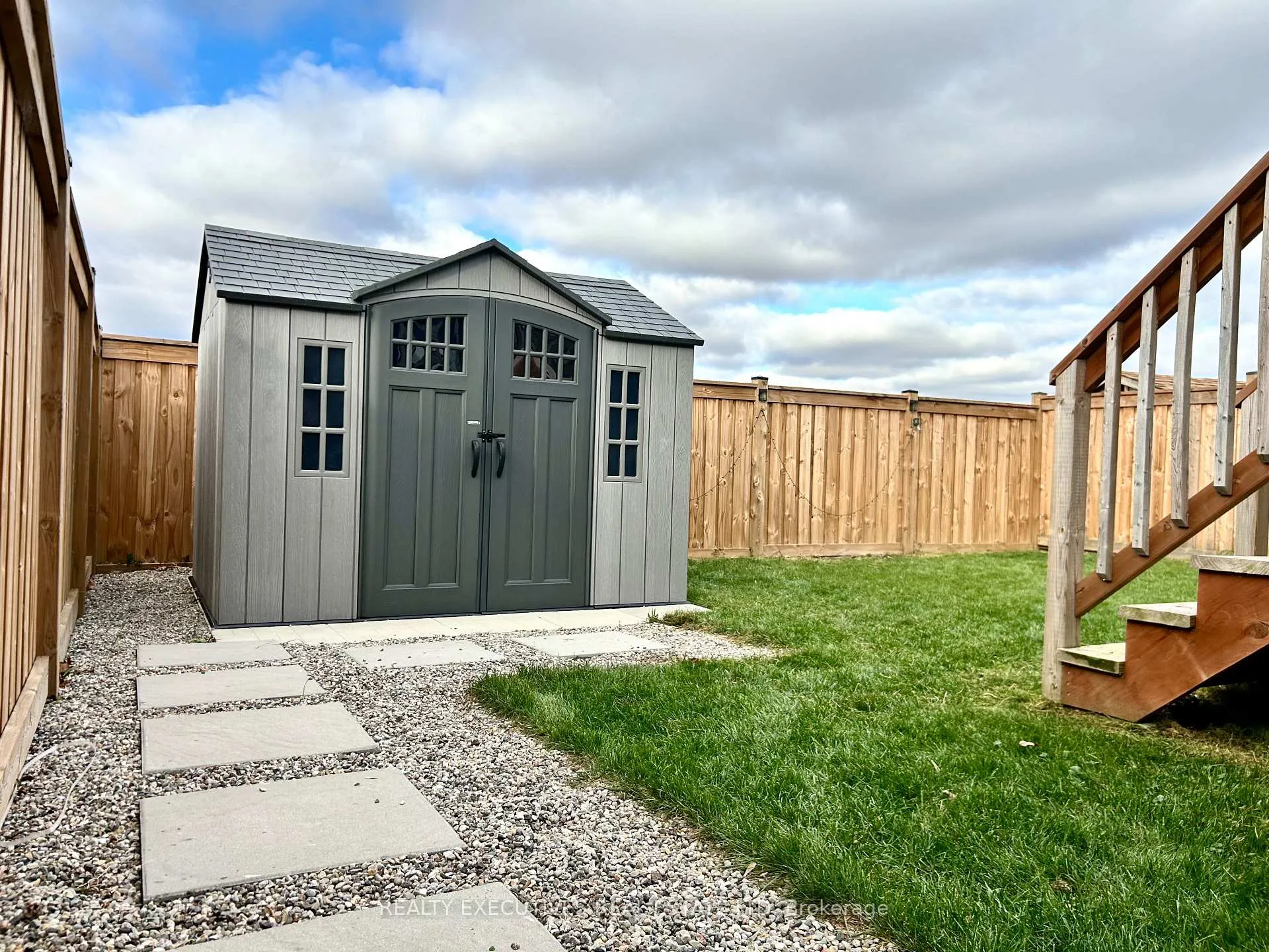 Photo 38 of 460 Arora Crescent S, North Dundas, Winchester — HOMEH