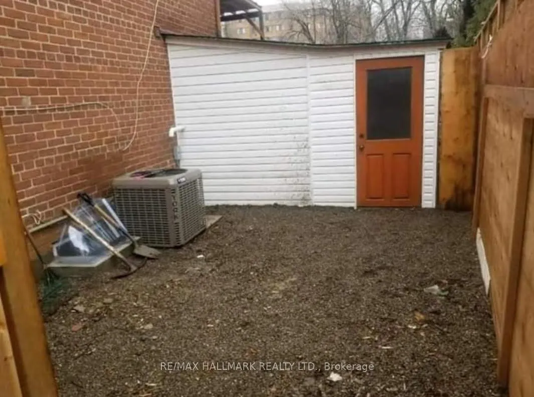 Photo 8 of Unit Bsmt, 21 Khedive Avenue, Toronto, Englemount-Lawrence — HOMEH