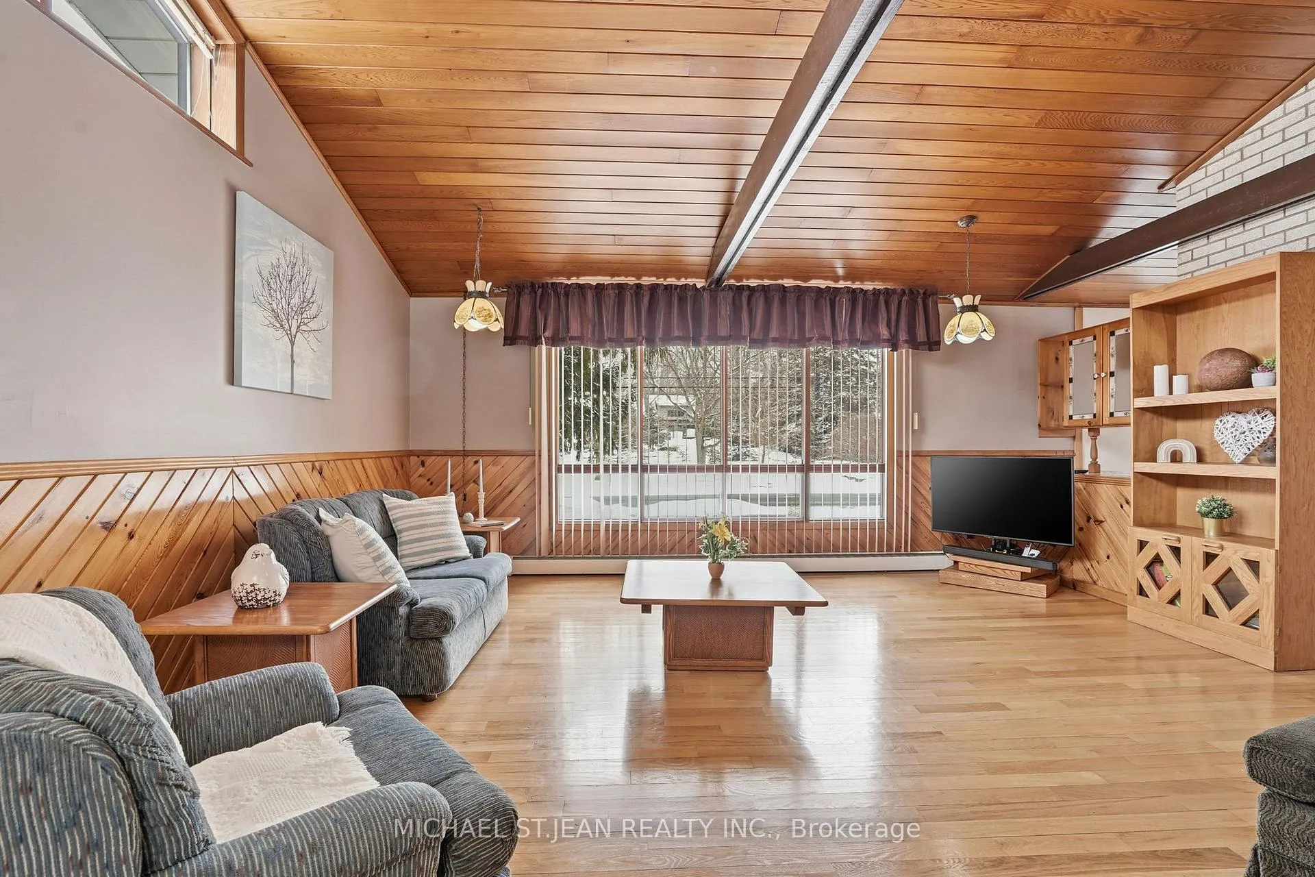 Photo 6 of 268 Canboro Road, Pelham, Fonthill — HOMEH