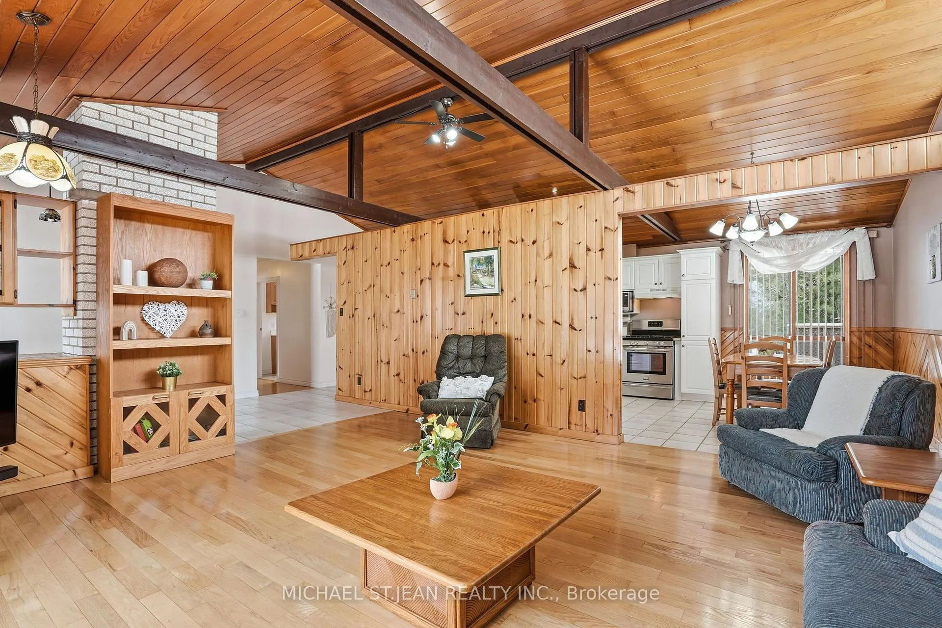 Photo 8 of 268 Canboro Road, Pelham, Fonthill — HOMEH