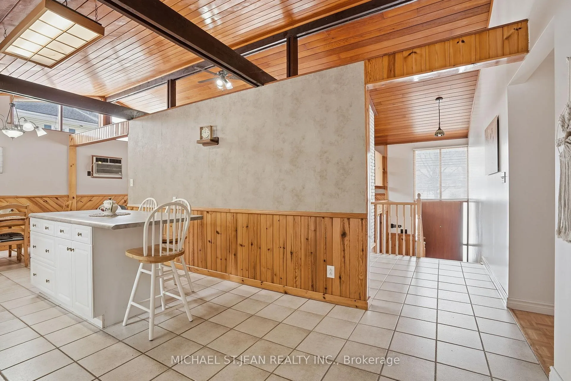 Photo 10 of 268 Canboro Road, Pelham, Fonthill — HOMEH