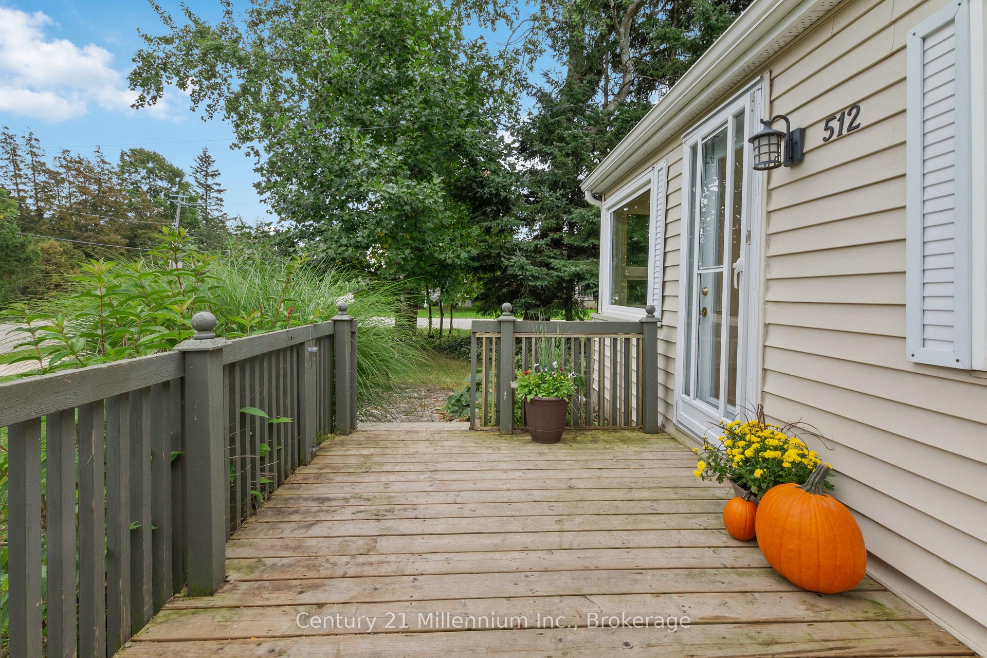 Photo 5 of 512 Grandview Drive, Meaford — HOMEH