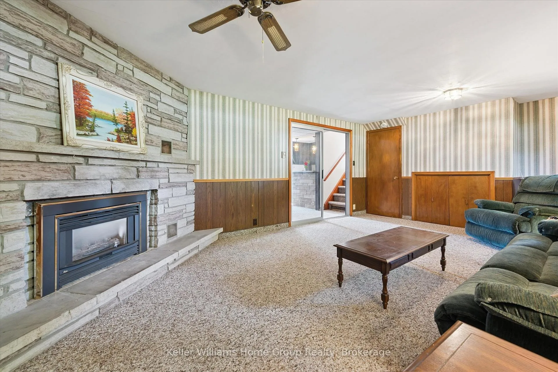 Photo 31 of 27 Peel Street E, Mapleton, Rural Mapleton — HOMEH