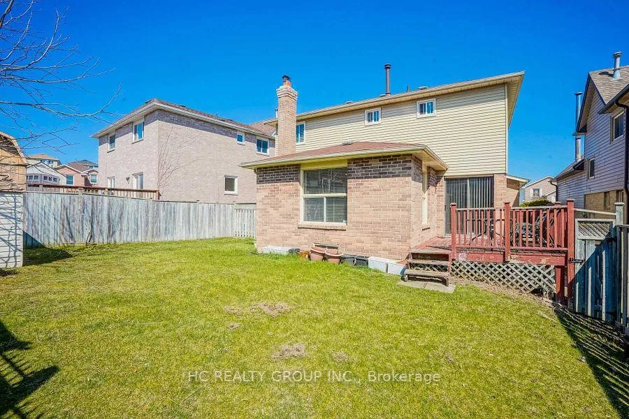 Photo 4 of 1603 Mcbrady Crescent, Pickering, Brock Ridge — HOMEH