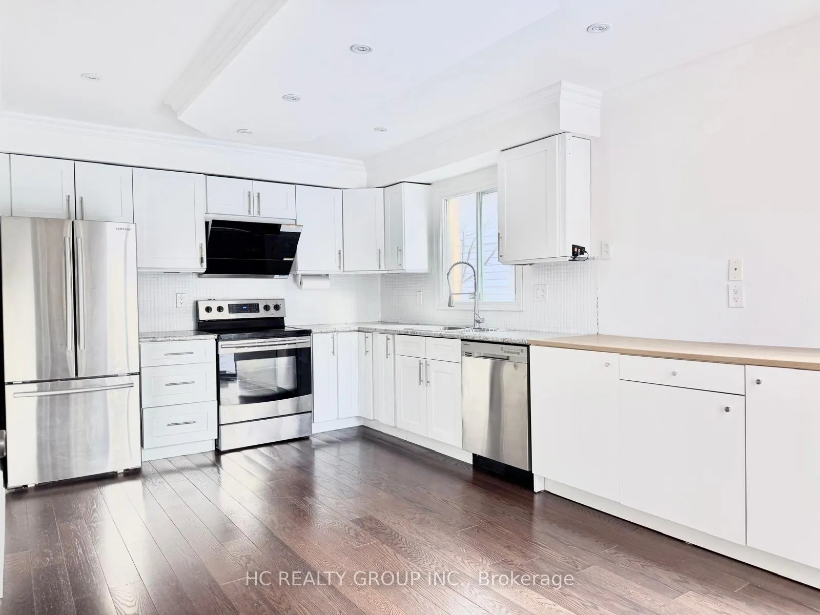 Photo 5 of 1603 Mcbrady Crescent, Pickering, Brock Ridge — HOMEH
