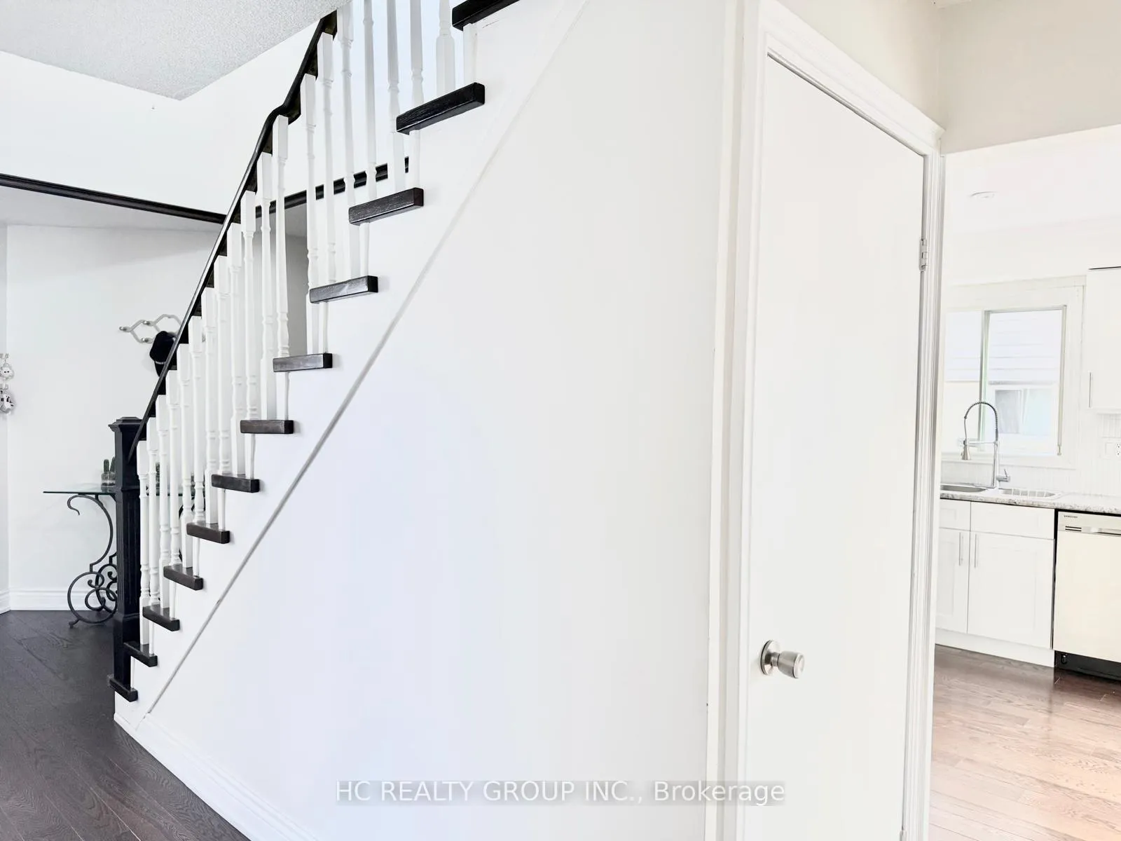 Photo 8 of 1603 Mcbrady Crescent, Pickering, Brock Ridge — HOMEH