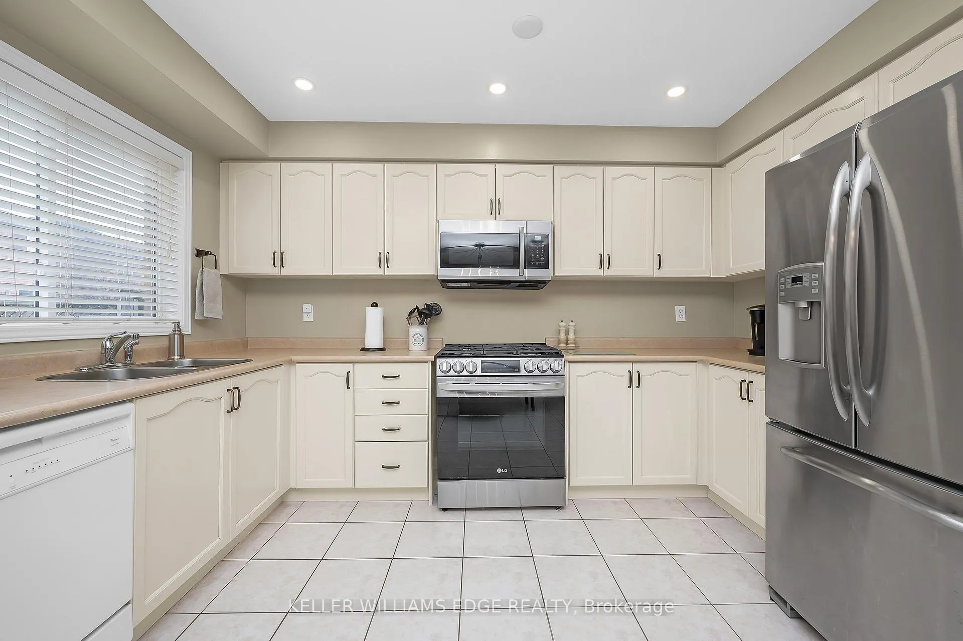 Photo 14 of 5179 Des Jardines Drive, Burlington, Appleby — HOMEH
