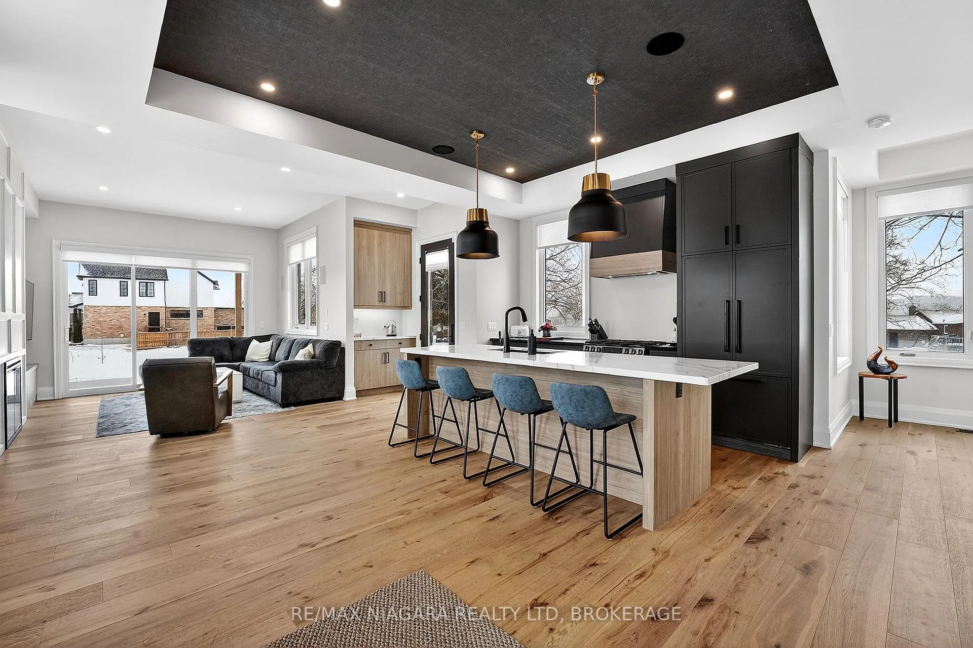 Photo 4 of 39 Ivy Crescent, Thorold, Confederation Heights — HOMEH