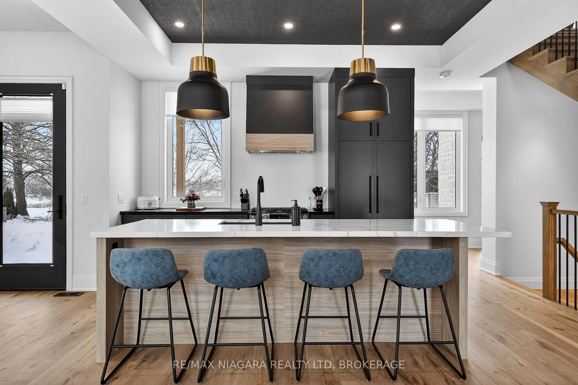 Photo 8 of 39 Ivy Crescent, Thorold, Confederation Heights — HOMEH