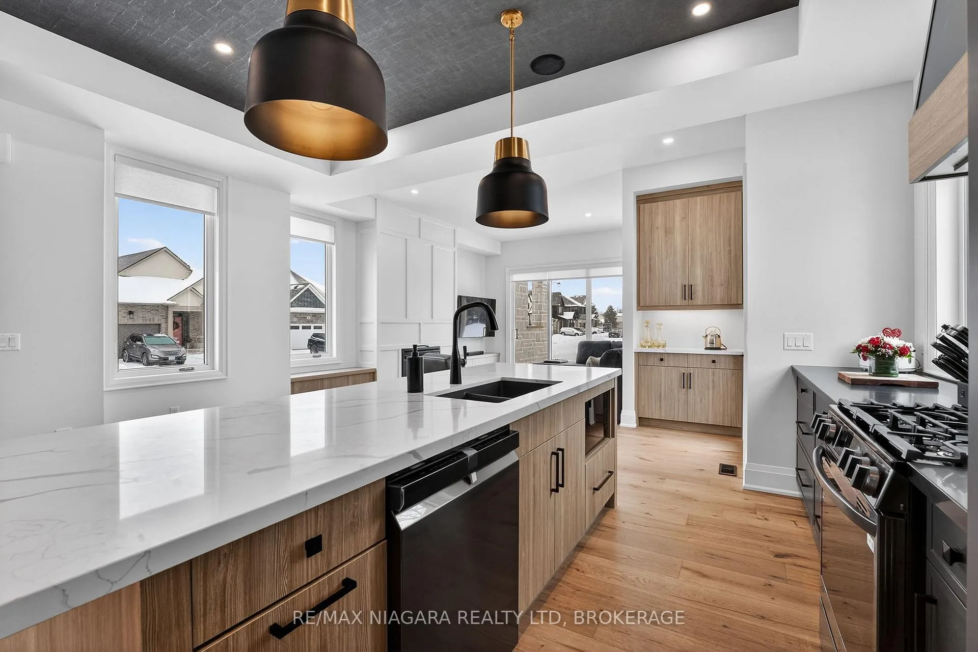 Photo 13 of 39 Ivy Crescent, Thorold, Confederation Heights — HOMEH