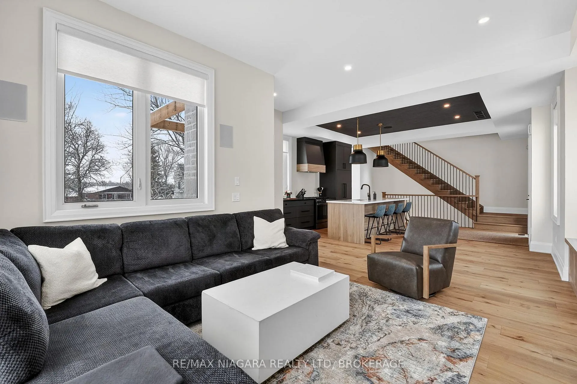 Photo 15 of 39 Ivy Crescent, Thorold, Confederation Heights — HOMEH