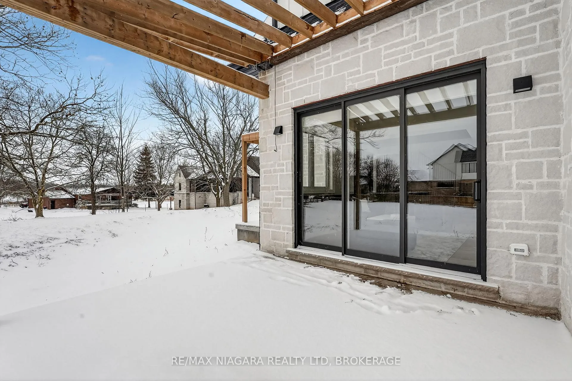 Photo 40 of 39 Ivy Crescent, Thorold, Confederation Heights — HOMEH
