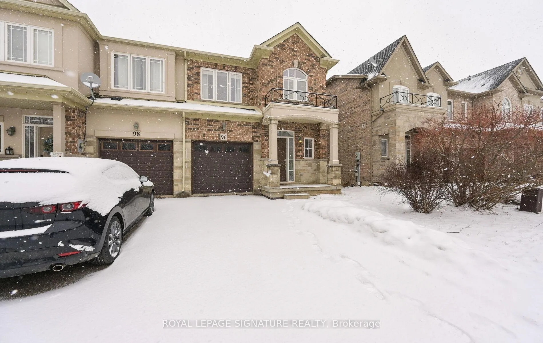 Photo 1 of Unit Upper Level b, 96 Highgate Drive, Hamilton, Stoney Creek Mountain — HOMEH