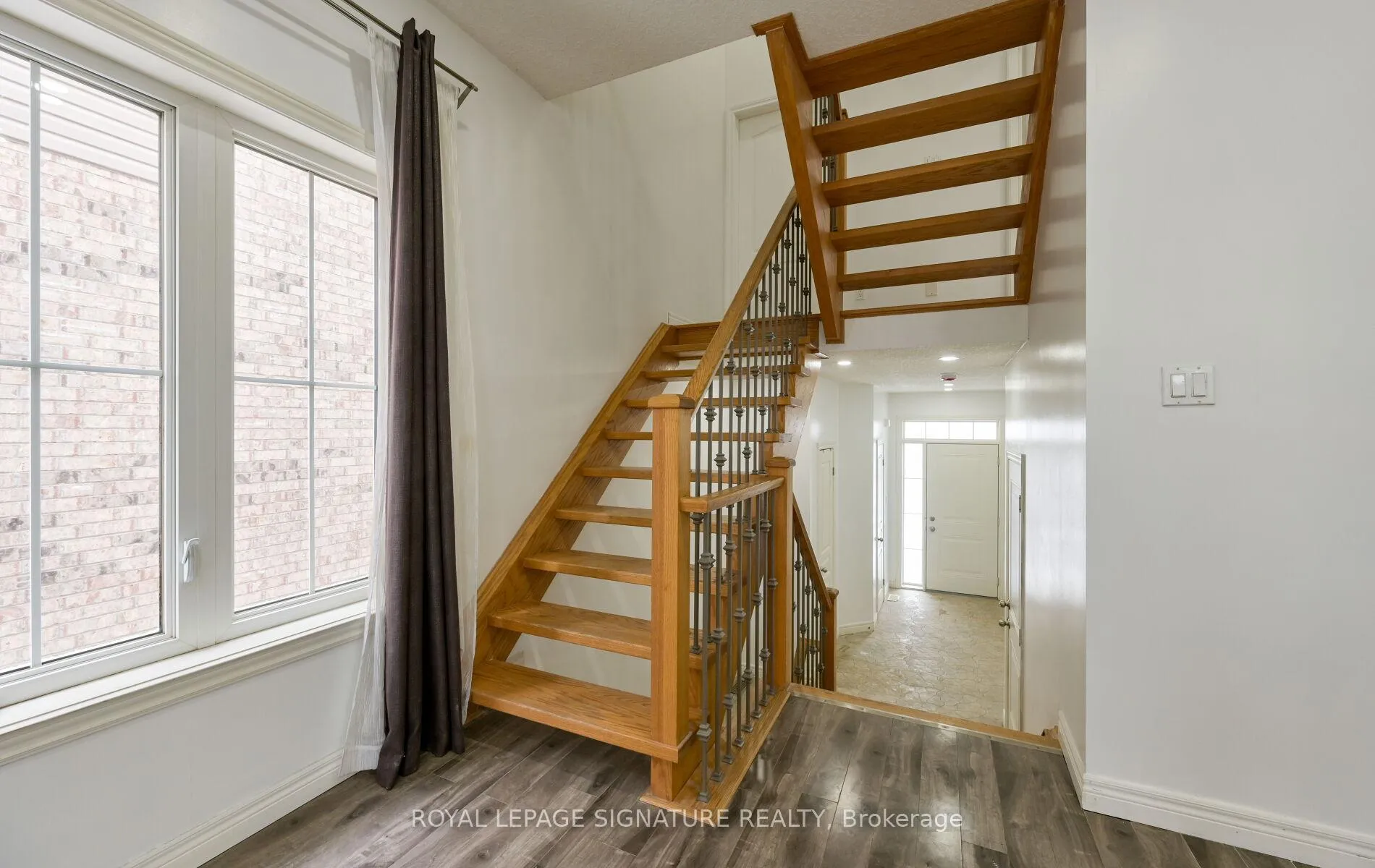 Photo 23 of Unit Upper Level b, 96 Highgate Drive, Hamilton, Stoney Creek Mountain — HOMEH