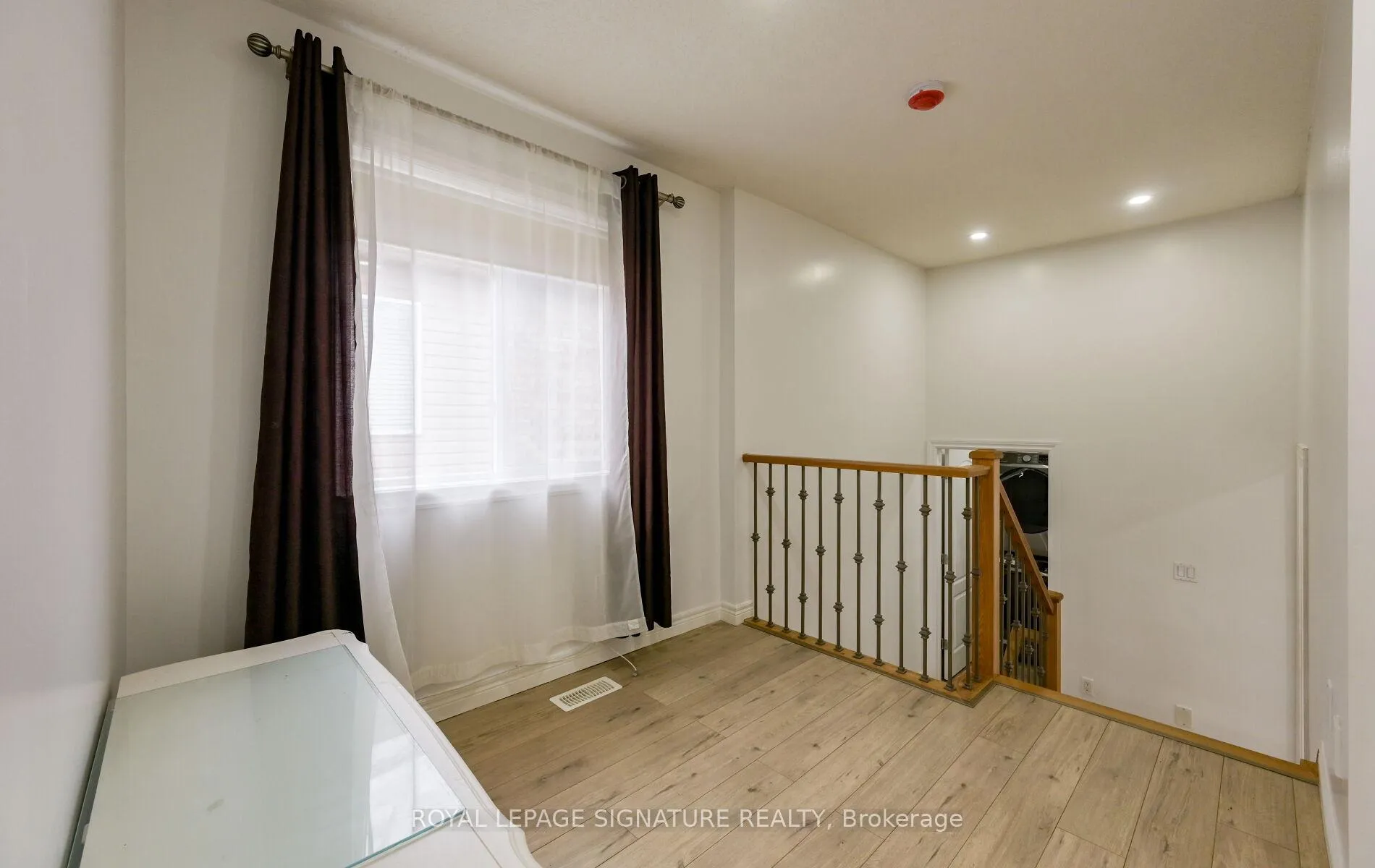 Photo 34 of Unit Upper Level b, 96 Highgate Drive, Hamilton, Stoney Creek Mountain — HOMEH