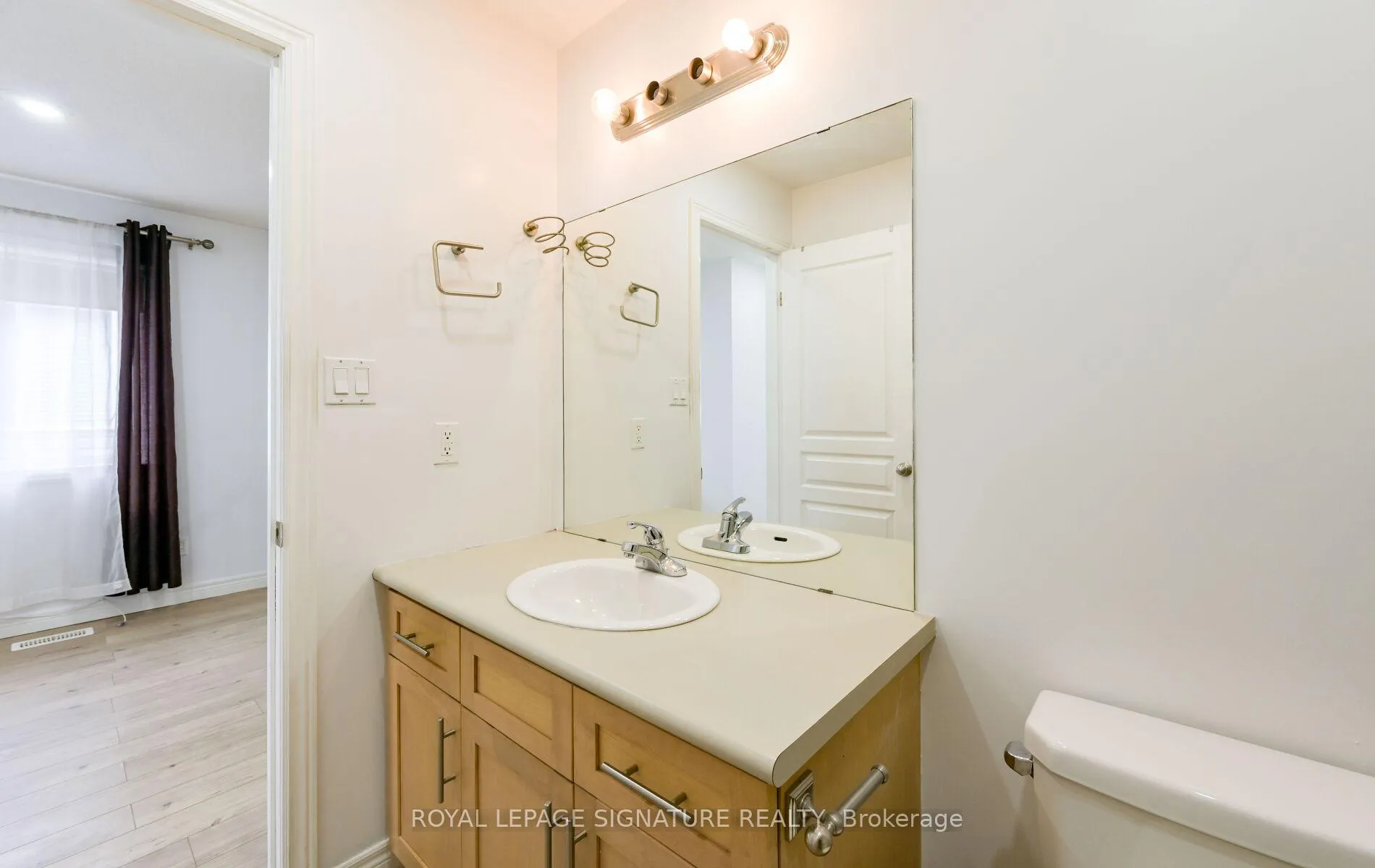 Photo 45 of Unit Upper Level b, 96 Highgate Drive, Hamilton, Stoney Creek Mountain — HOMEH