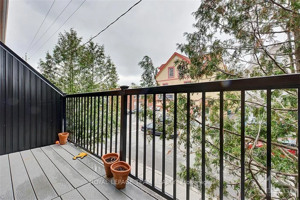 Photo 6 of 206 Guigues Avenue, Ottawa, Lower Town/Byward Market — HOMEH