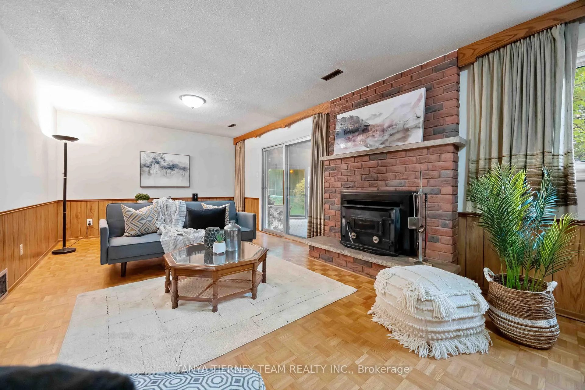 Photo 20 of 54 Chester Crescent, Scugog, Port Perry — HOMEH