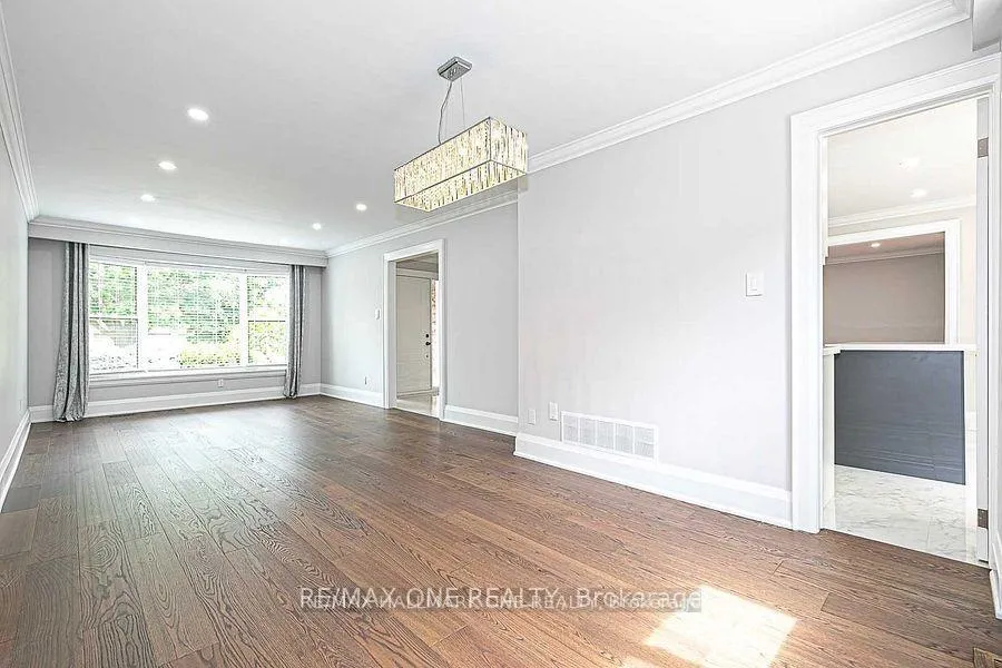 Photo 7 of 100 Robinson Crescent, Whitby, Pringle Creek — HOMEH