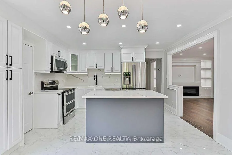 Photo 8 of 100 Robinson Crescent, Whitby, Pringle Creek — HOMEH