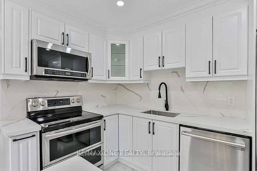 Photo 9 of 100 Robinson Crescent, Whitby, Pringle Creek — HOMEH