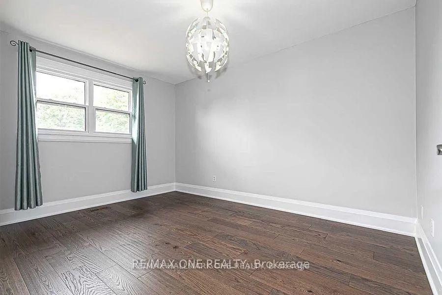 Photo 15 of 100 Robinson Crescent, Whitby, Pringle Creek — HOMEH