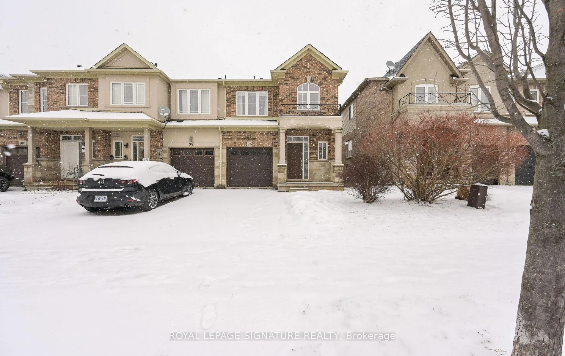 Photo 1 of Unit Lower Level b, 96 Highgate Drive, Hamilton, Stoney Creek Mountain — HOMEH