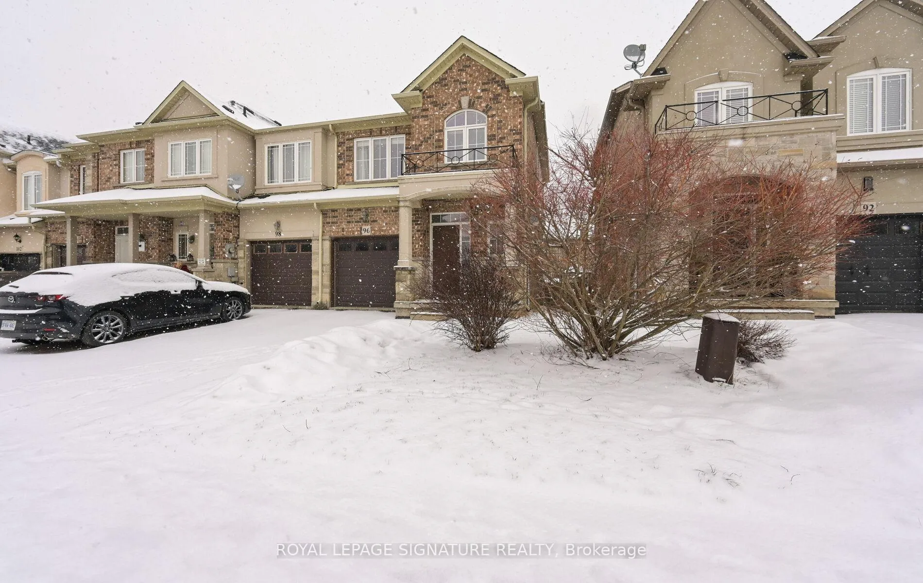 Photo 5 of Unit Lower Level b, 96 Highgate Drive, Hamilton, Stoney Creek Mountain — HOMEH