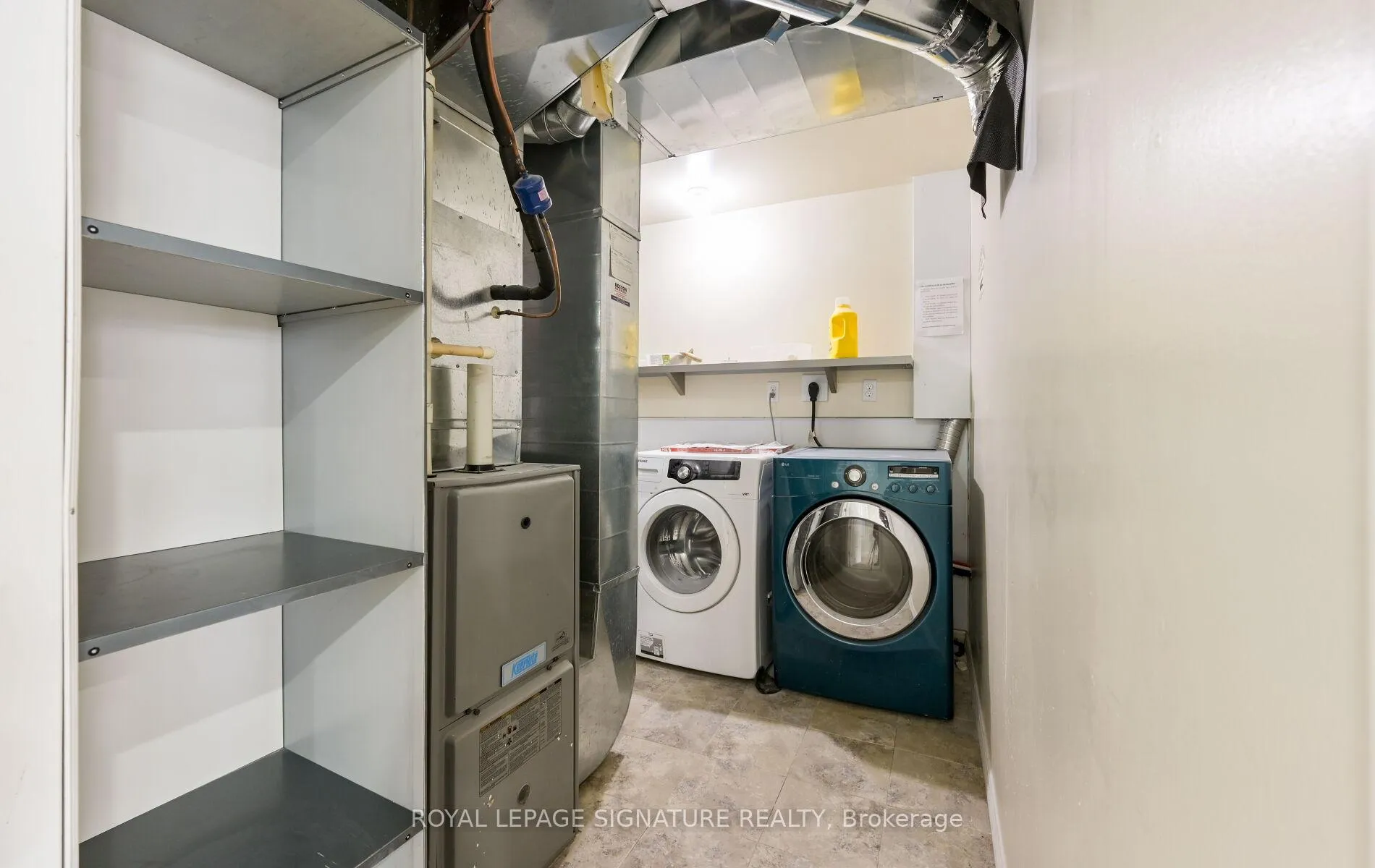 Photo 14 of Unit Lower Level b, 96 Highgate Drive, Hamilton, Stoney Creek Mountain — HOMEH