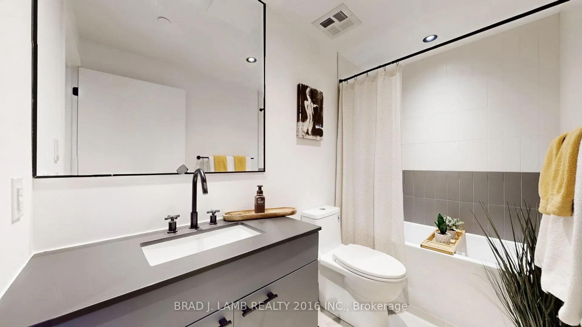 Photo 10 of Unit 701, 41 Dovercourt Road, Toronto, Waterfront Communities — HOMEH